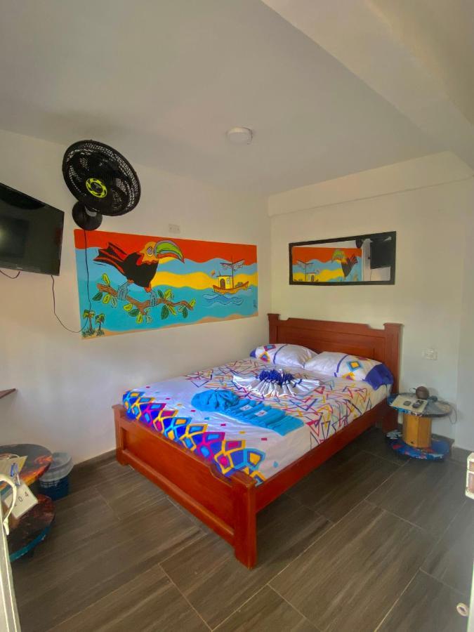 Acuarios Hostal Playa Ladrilleros Exterior photo